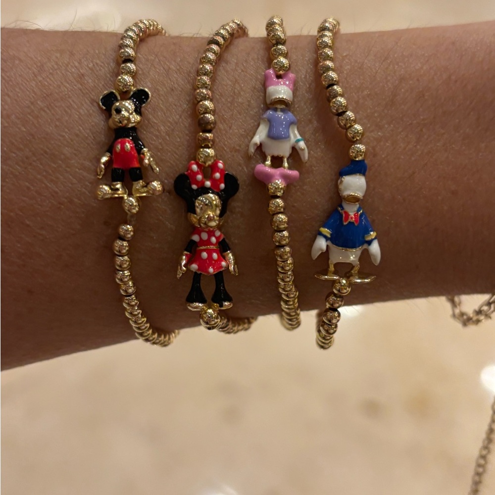 4 Disney Character Bracelets ✨ •Mickey • Minnie • Donald • Daisy •